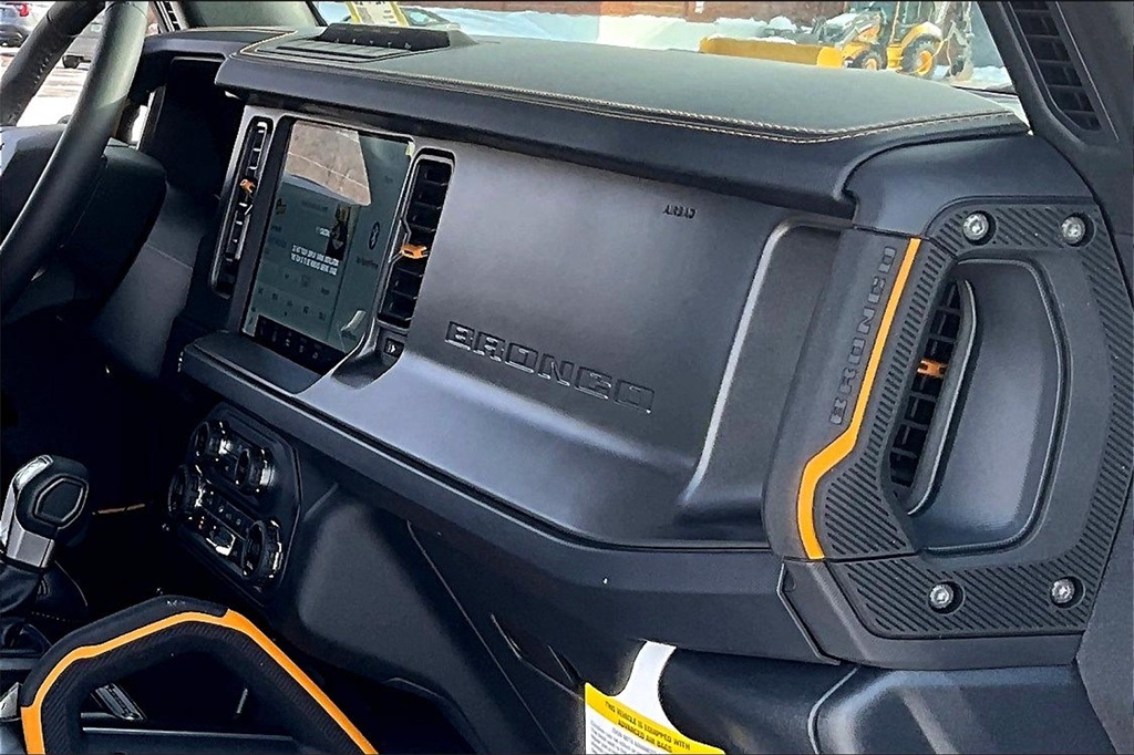 2024 Ford Bronco Badlands - Photo 10