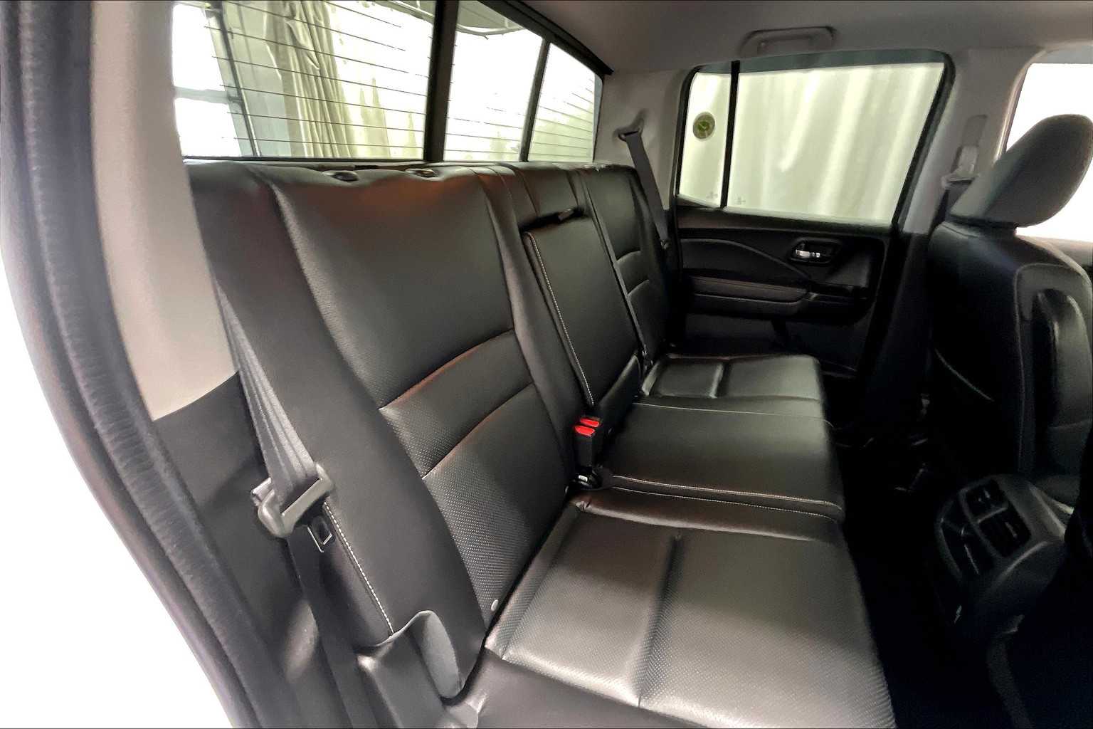 2022 Honda Ridgeline RTL-E - Photo 16