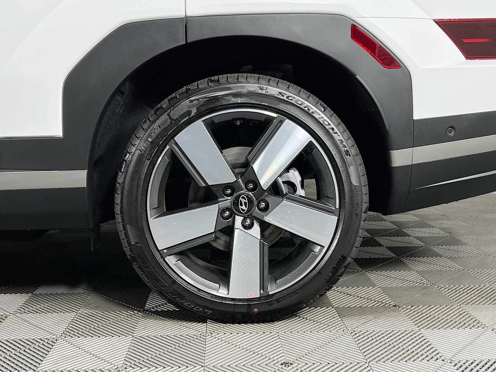 2025 Hyundai Santa Fe Hybrid Limited - Photo 20