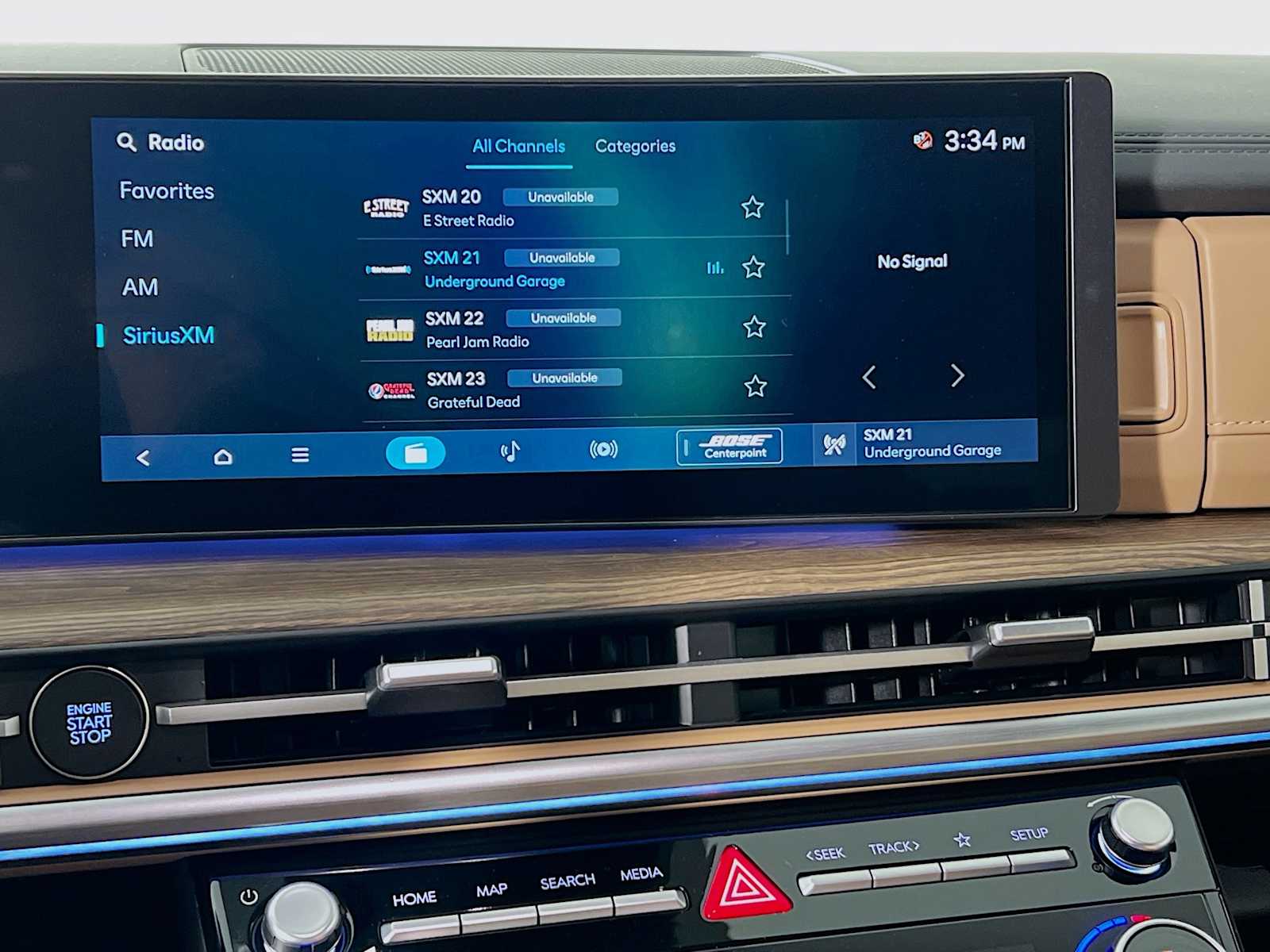 2025 Hyundai Santa Fe Hybrid Limited - Photo 8