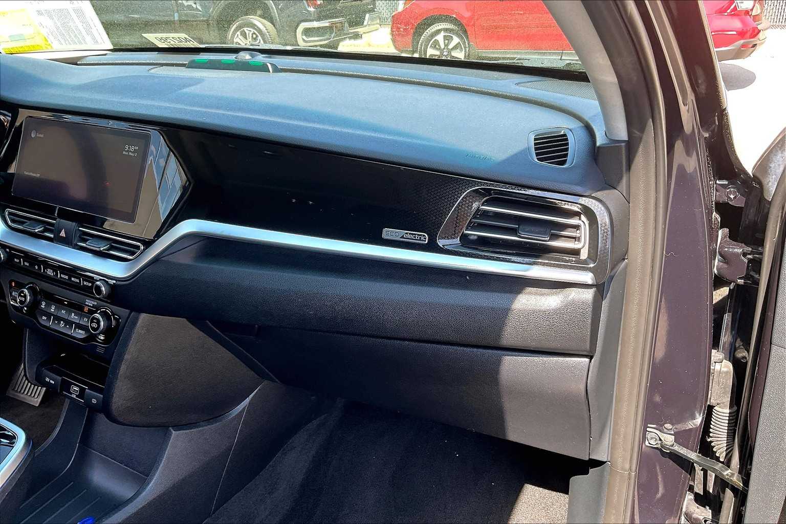 2022 Kia Niro EV EX Premium - Photo 13