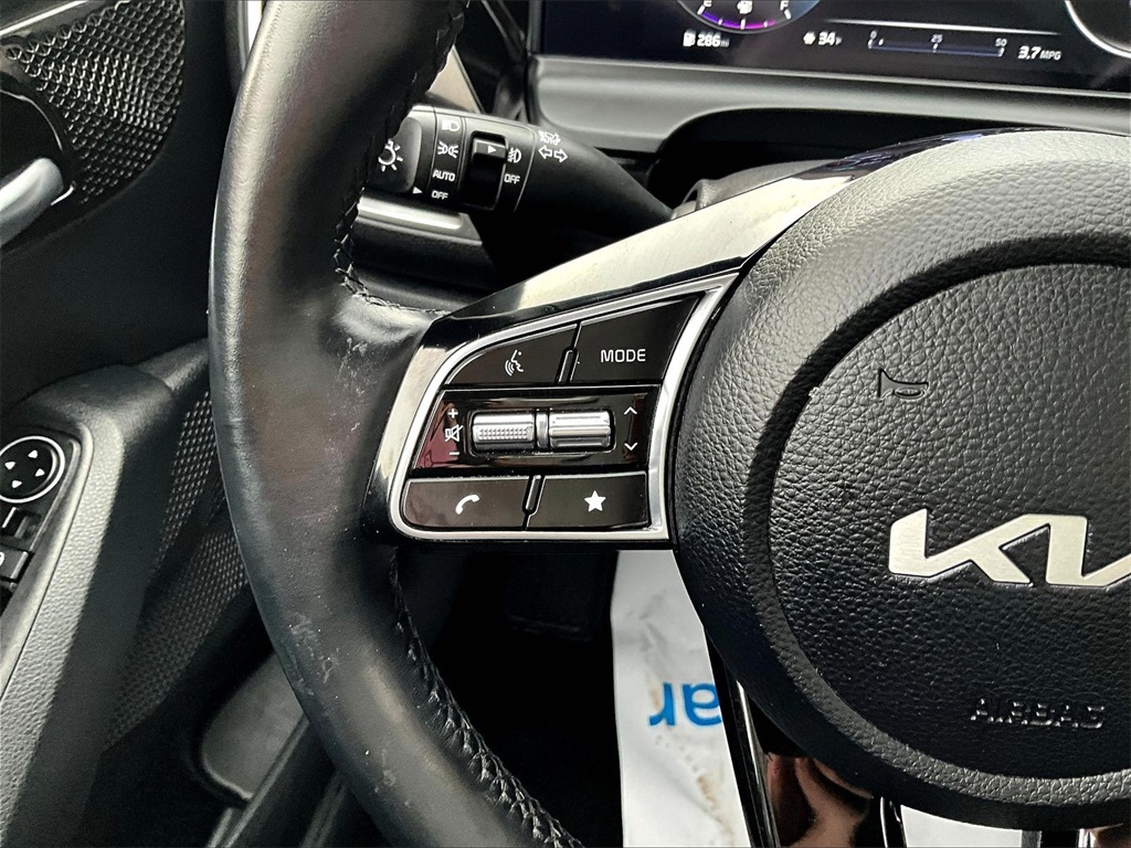 2024 Kia Seltos S - Photo 23