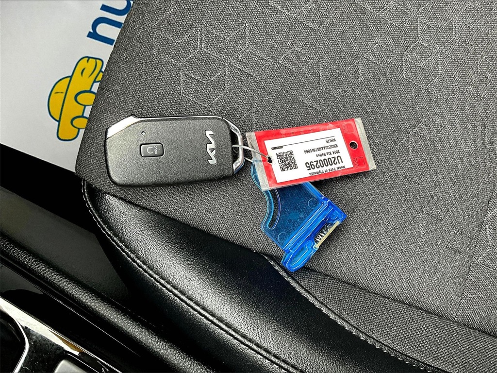 2024 Kia Seltos S - Photo 30