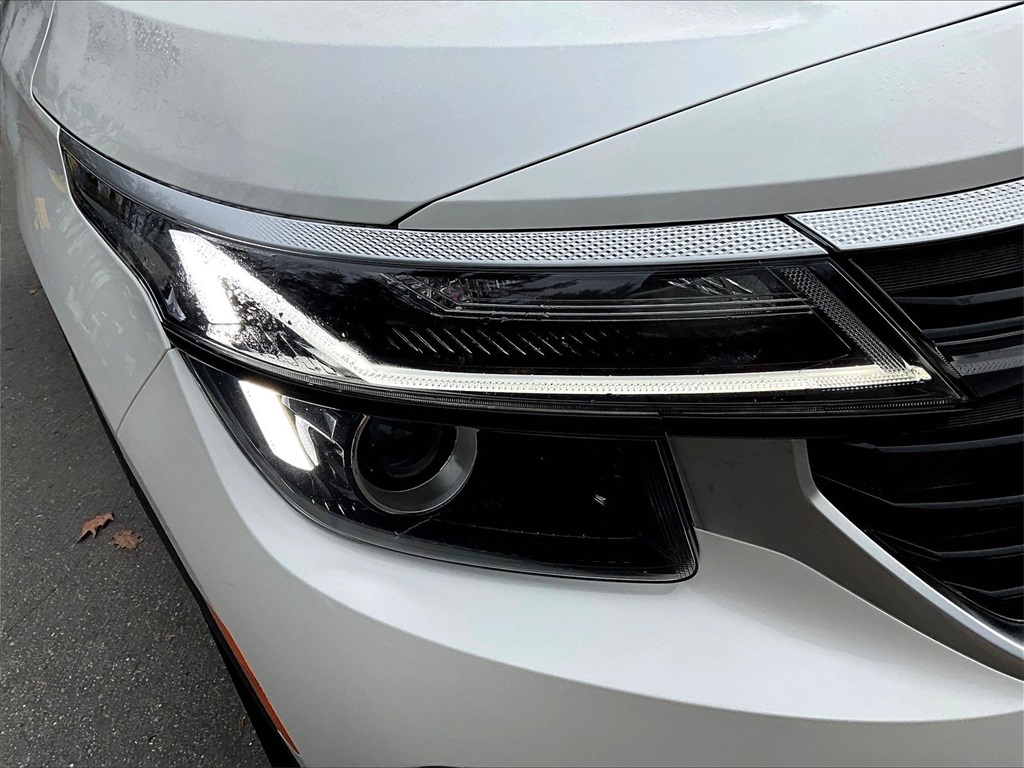 2024 Kia Seltos S - Photo 32