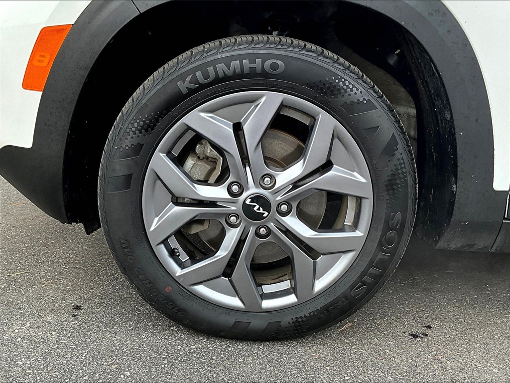 2024 Kia Seltos S - Photo 7