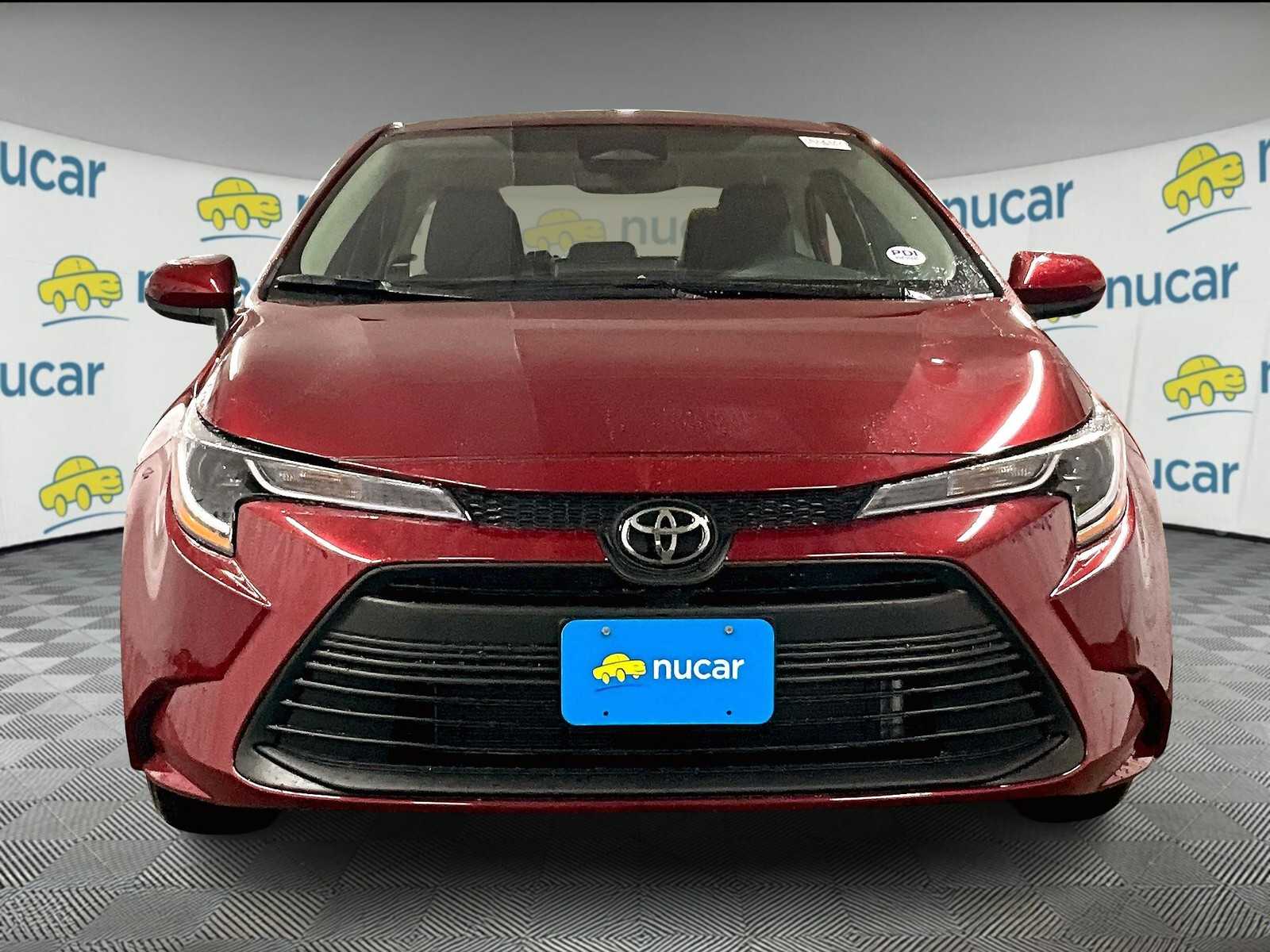 2025 Toyota Corolla LE - Photo 3