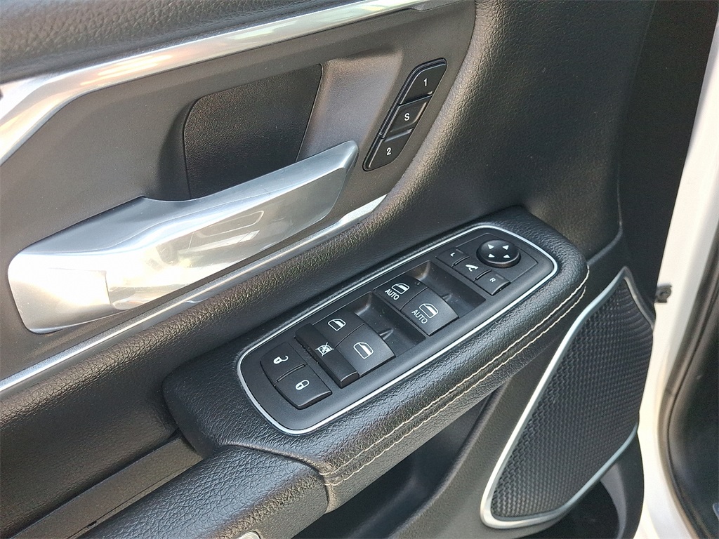2020 Ram 1500 Laramie - Photo 13