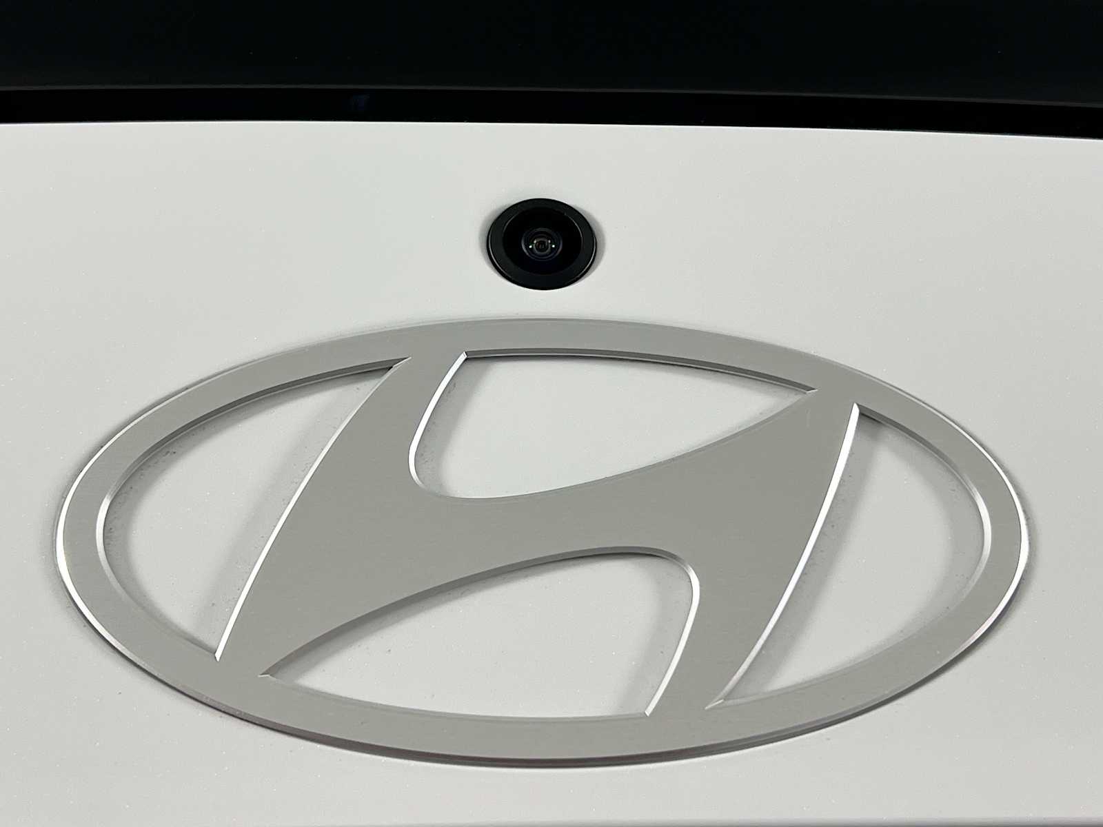 2025 Hyundai Elantra SEL Sport - Photo 17