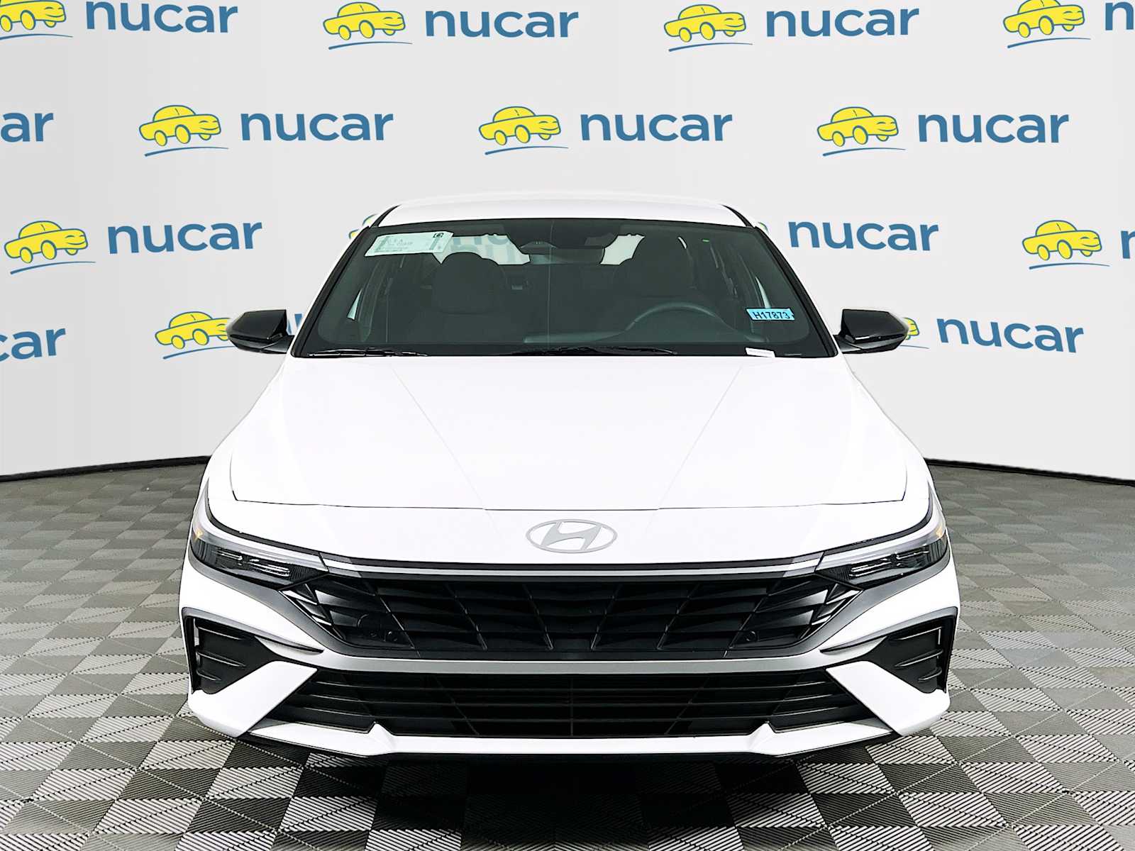 2025 Hyundai Elantra SEL Sport - Photo 2