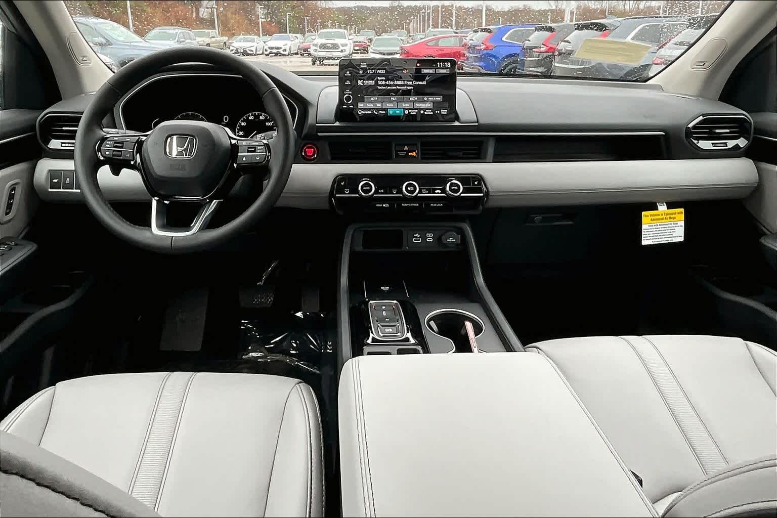 2025 Honda Pilot Touring - Photo 12