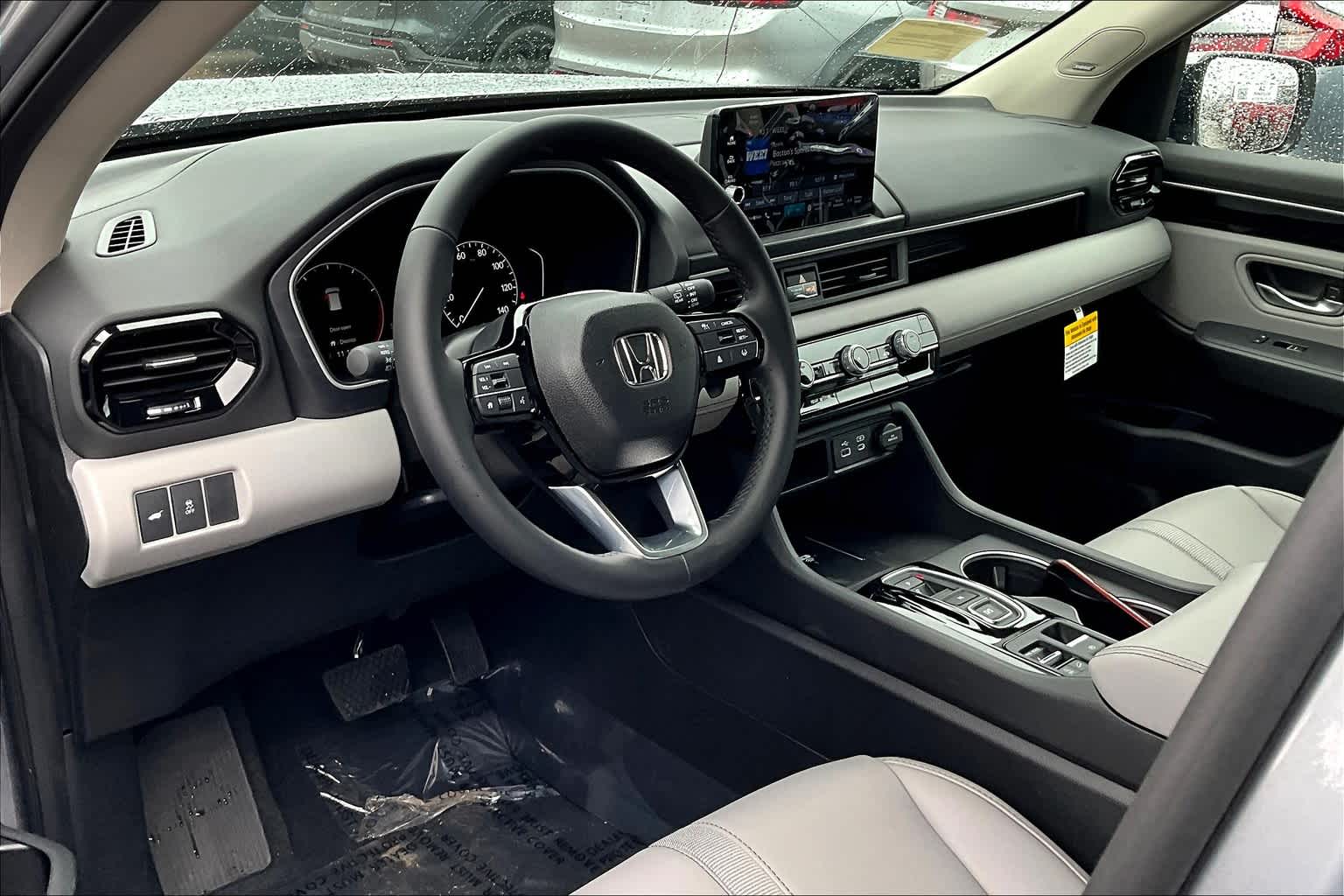 2025 Honda Pilot Touring - Photo 9