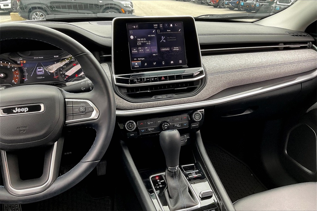 2022 Jeep Compass Latitude - Photo 17