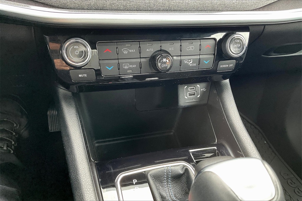 2022 Jeep Compass Latitude - Photo 24