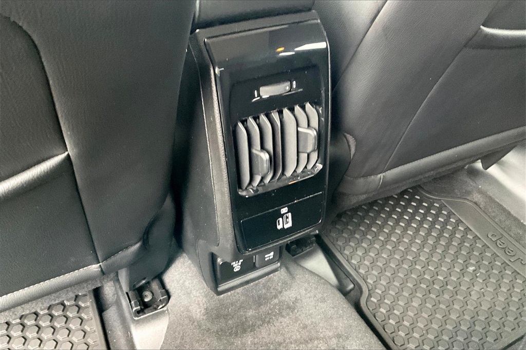 2022 Jeep Compass Latitude - Photo 25