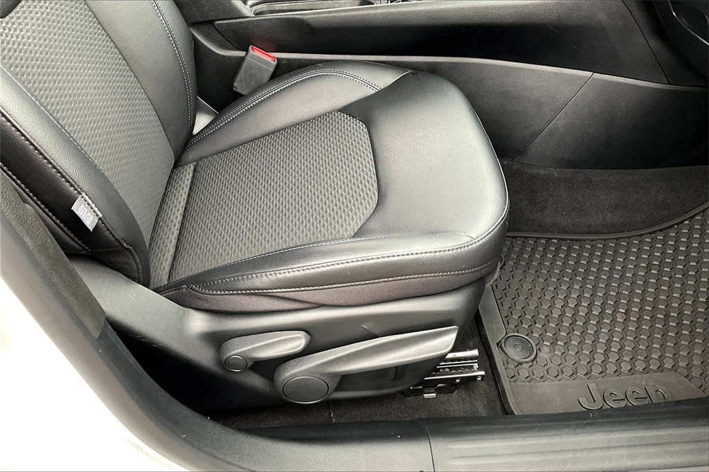2022 Jeep Compass Latitude - Photo 36
