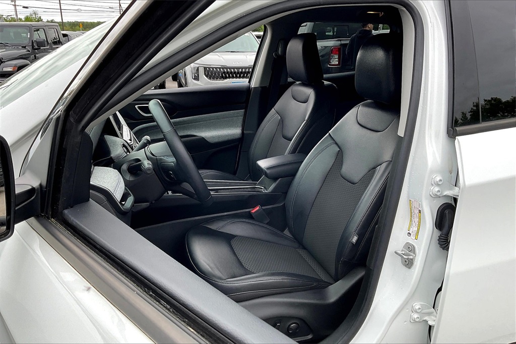2022 Jeep Compass Latitude - Photo 9