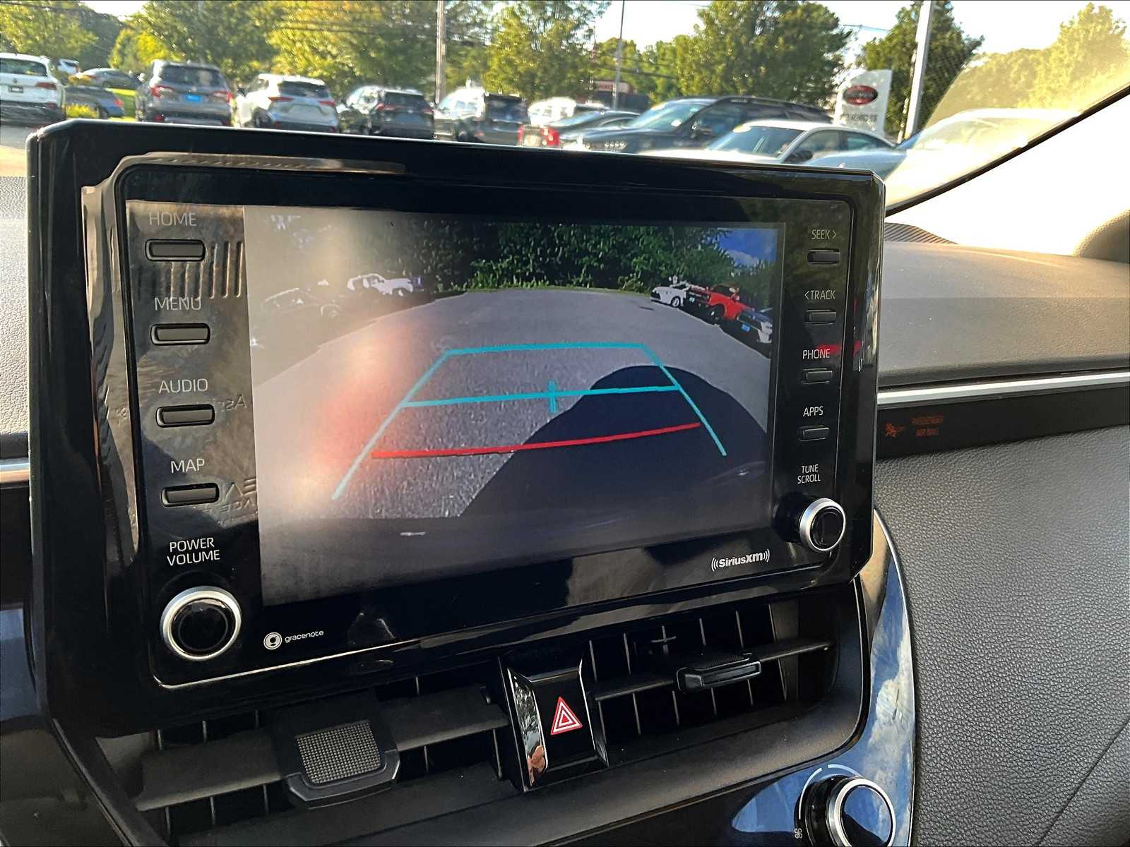 2022 Toyota Corolla LE - Photo 19