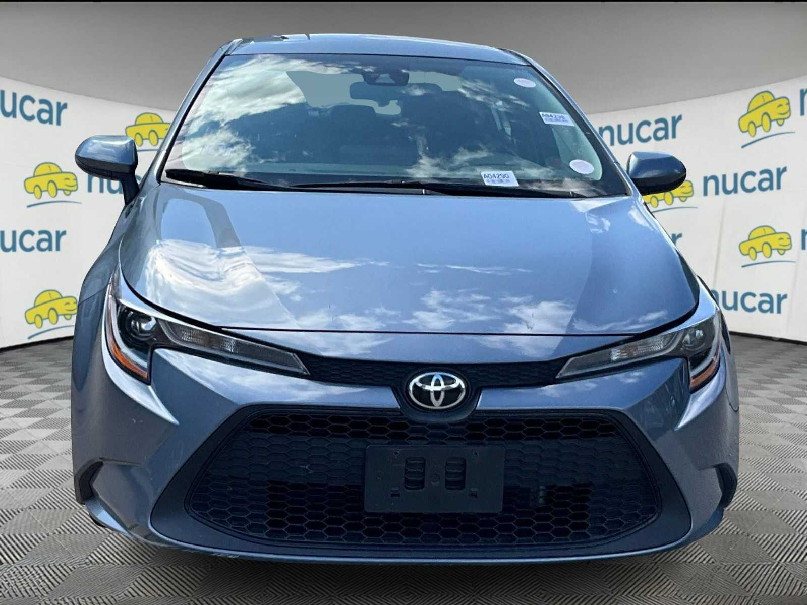 2022 Toyota Corolla LE - Photo 2