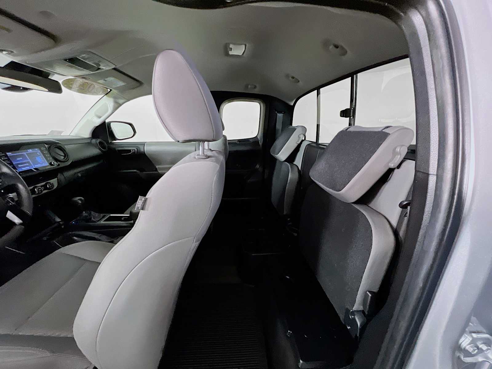 2022 Toyota Tacoma SR - Photo 22