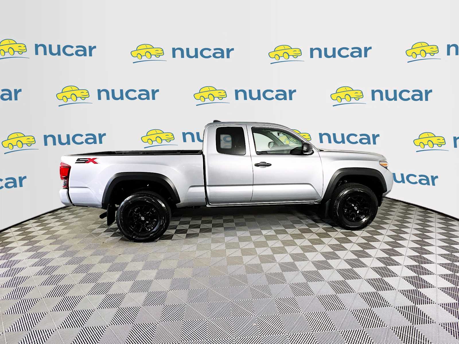 2022 Toyota Tacoma SR - Photo 8