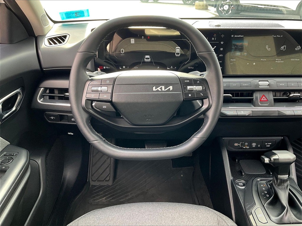 2025 Kia K4 EX - Photo 16