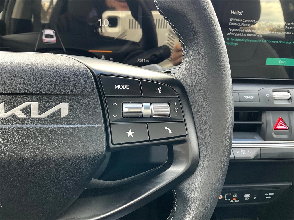 2025 Kia K4 EX - Photo 22