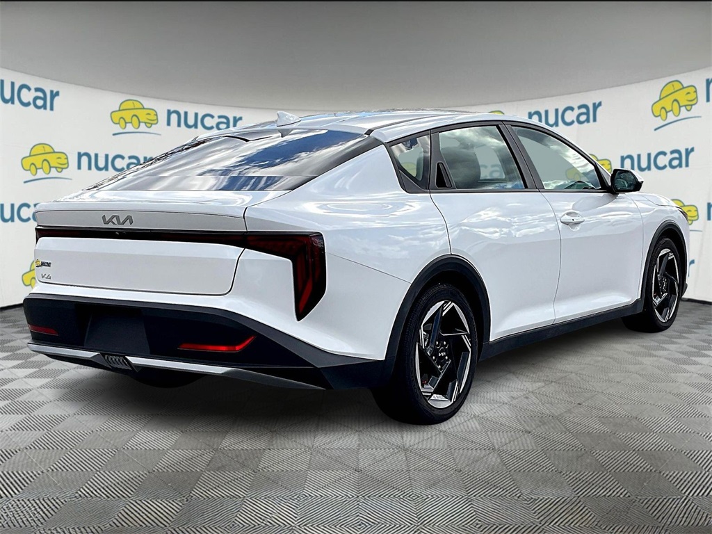 2025 Kia K4 EX - Photo 6