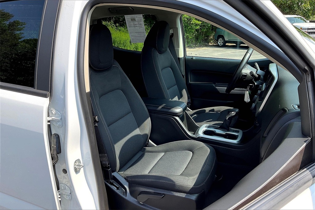2022 Chevrolet Colorado LT - Photo 11