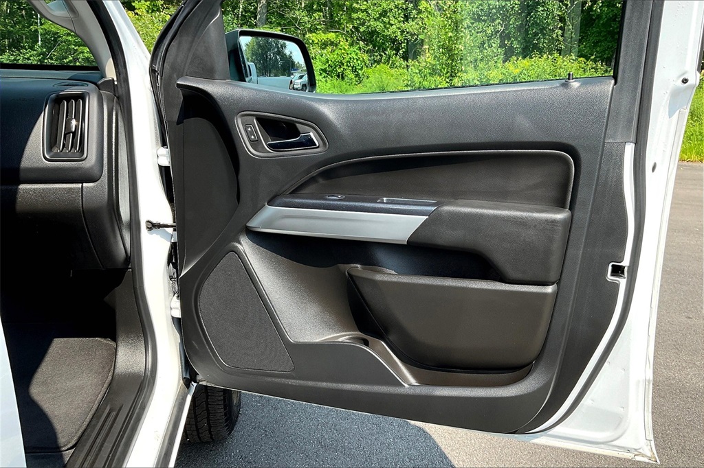 2022 Chevrolet Colorado LT - Photo 26