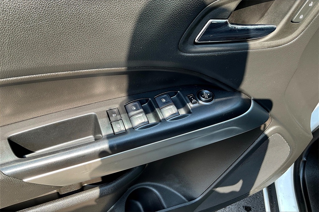 2022 Chevrolet Colorado LT - Photo 28
