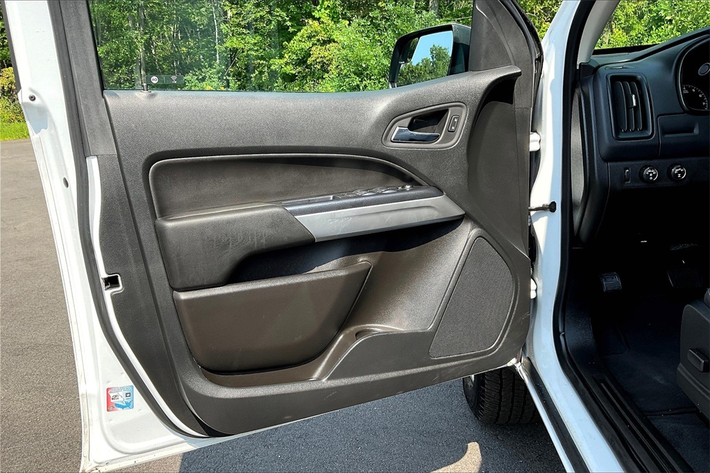 2022 Chevrolet Colorado LT - Photo 9