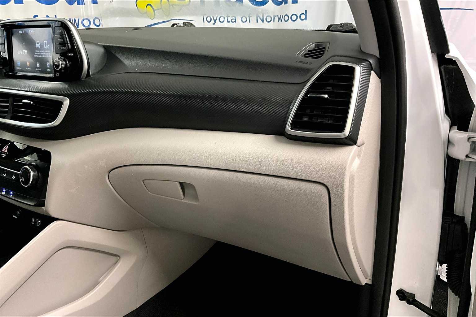 2019 Hyundai Tucson SE - Photo 13