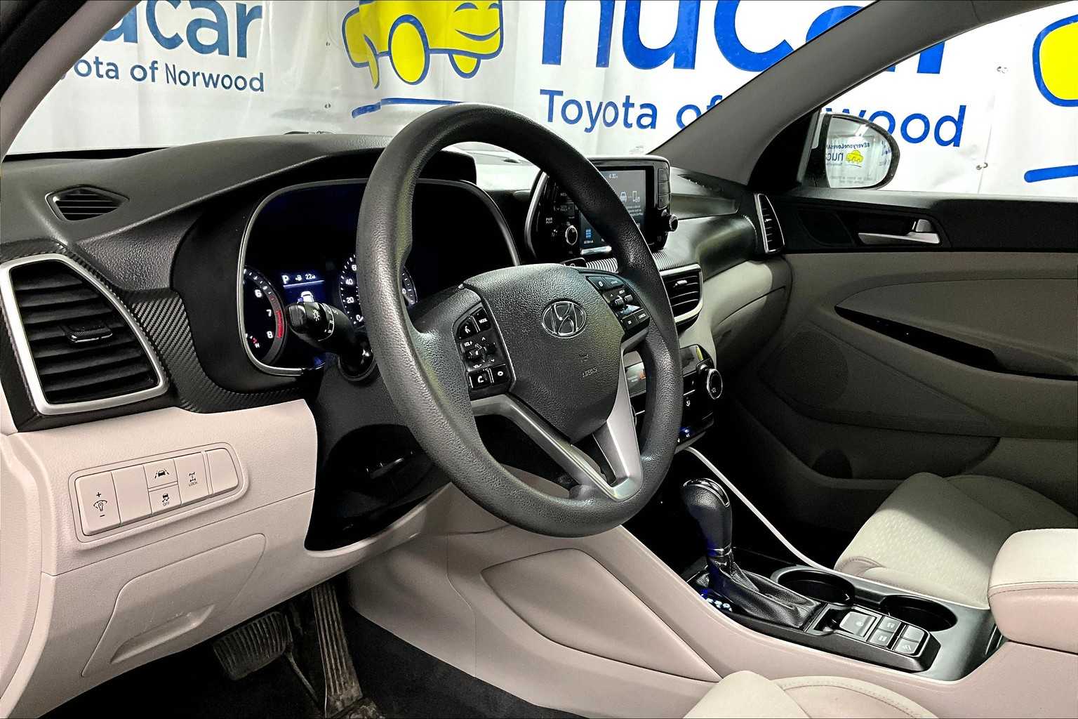 2019 Hyundai Tucson SE - Photo 8