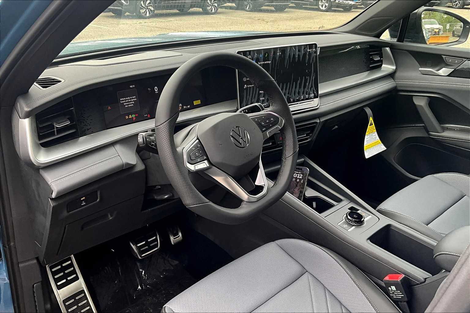 2025 Volkswagen Tiguan SE R-Line Black - Photo 9