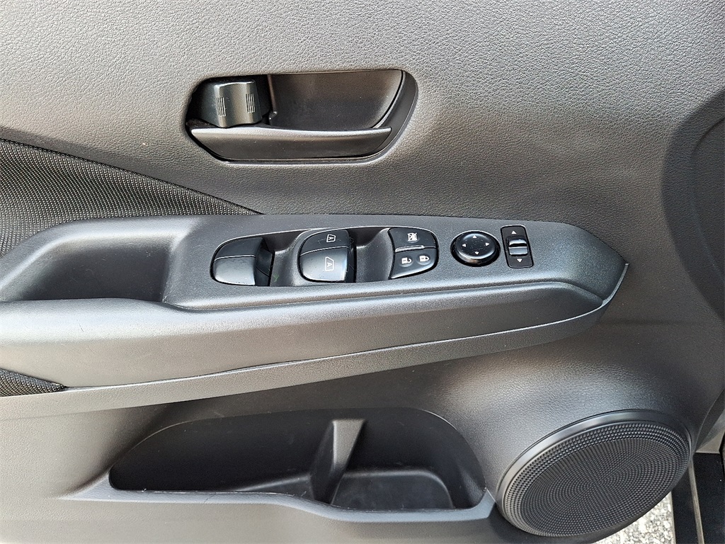 2022 Nissan Kicks S - Photo 12