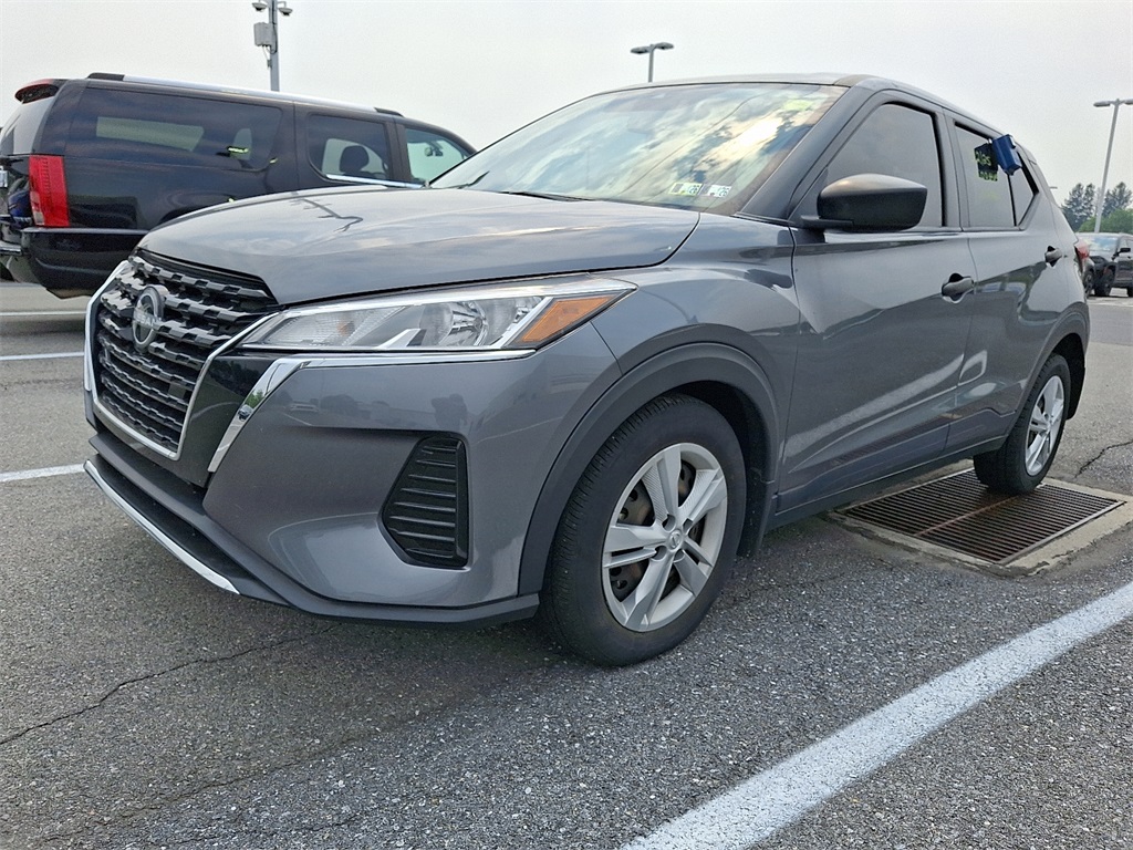 2022 Nissan Kicks S - Photo 3