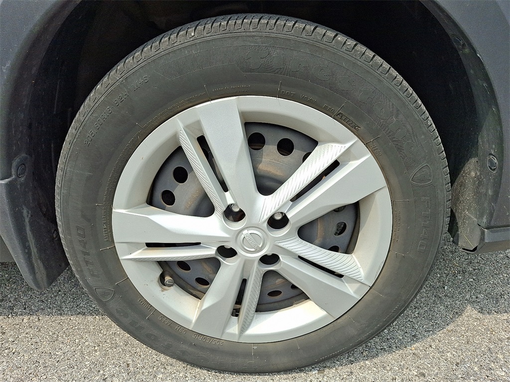 2022 Nissan Kicks S - Photo 8