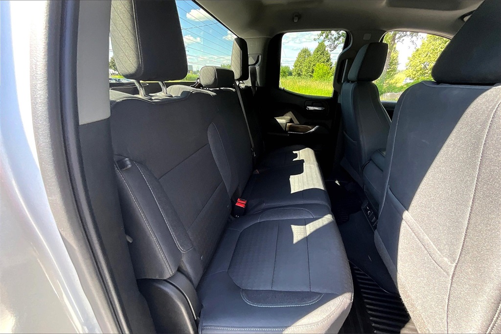 2019 Chevrolet Silverado 1500 RST - Photo 16