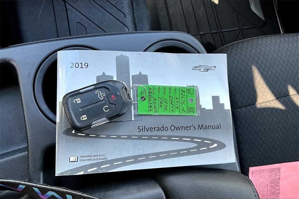 2019 Chevrolet Silverado 1500 RST - Photo 31