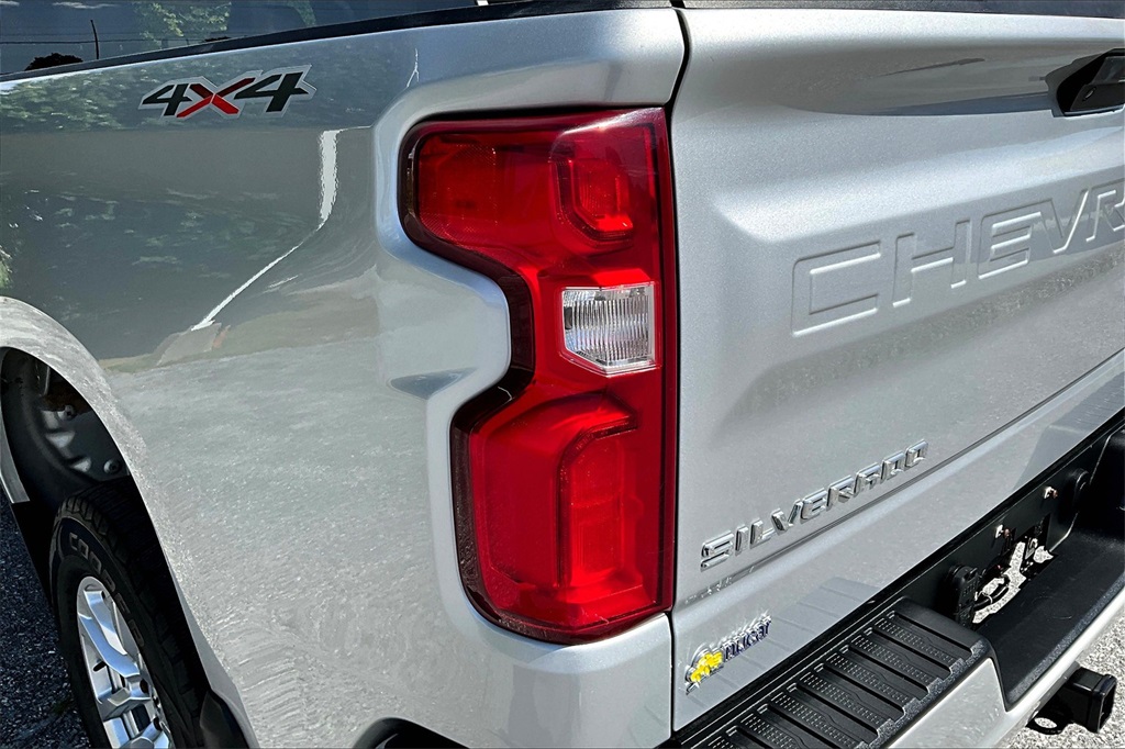 2019 Chevrolet Silverado 1500 RST - Photo 35