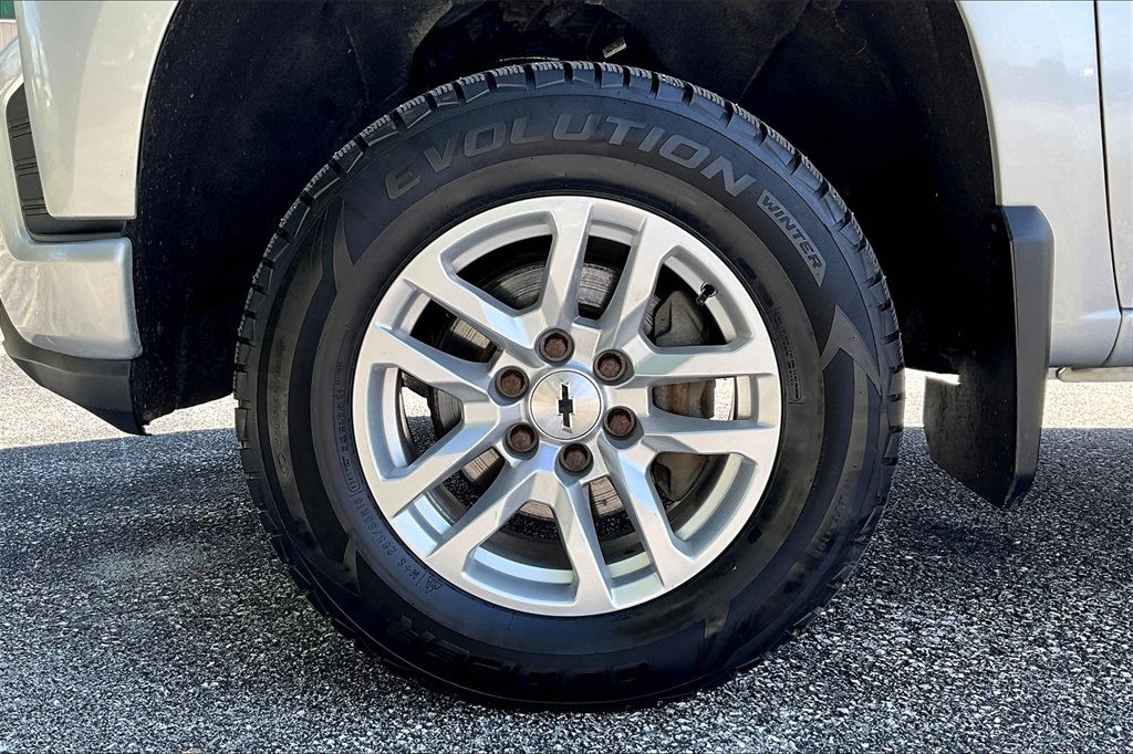 2019 Chevrolet Silverado 1500 RST - Photo 7
