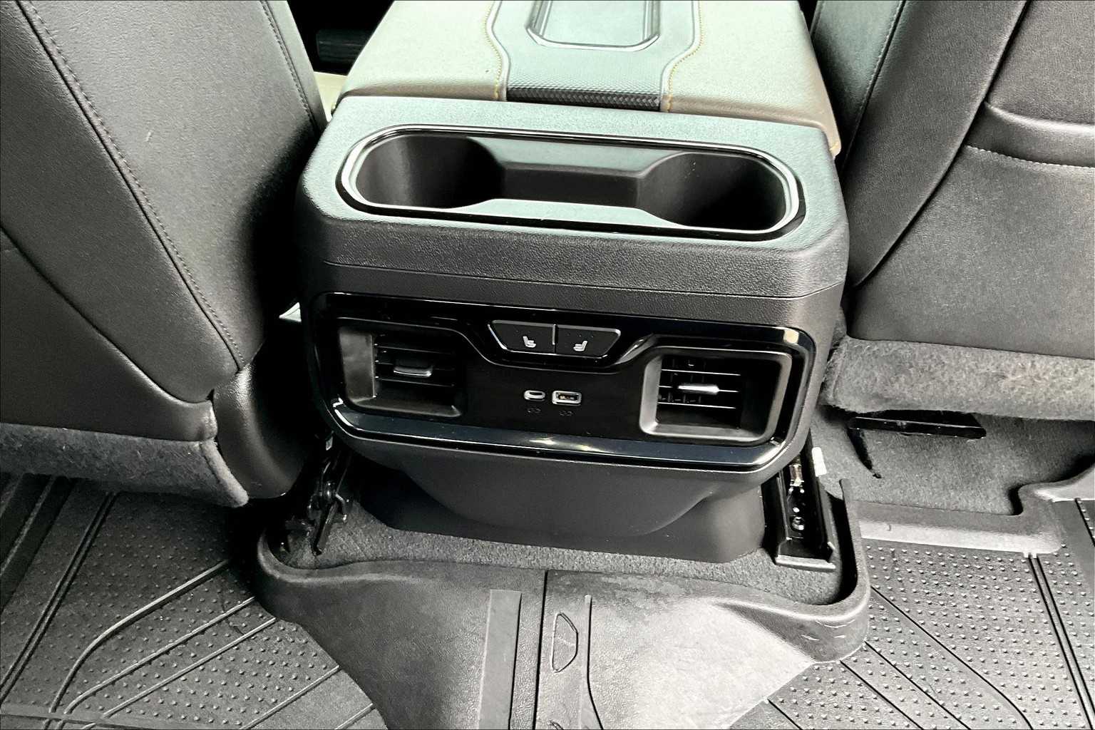 2022 Chevrolet Silverado 1500 ZR2 - Photo 27