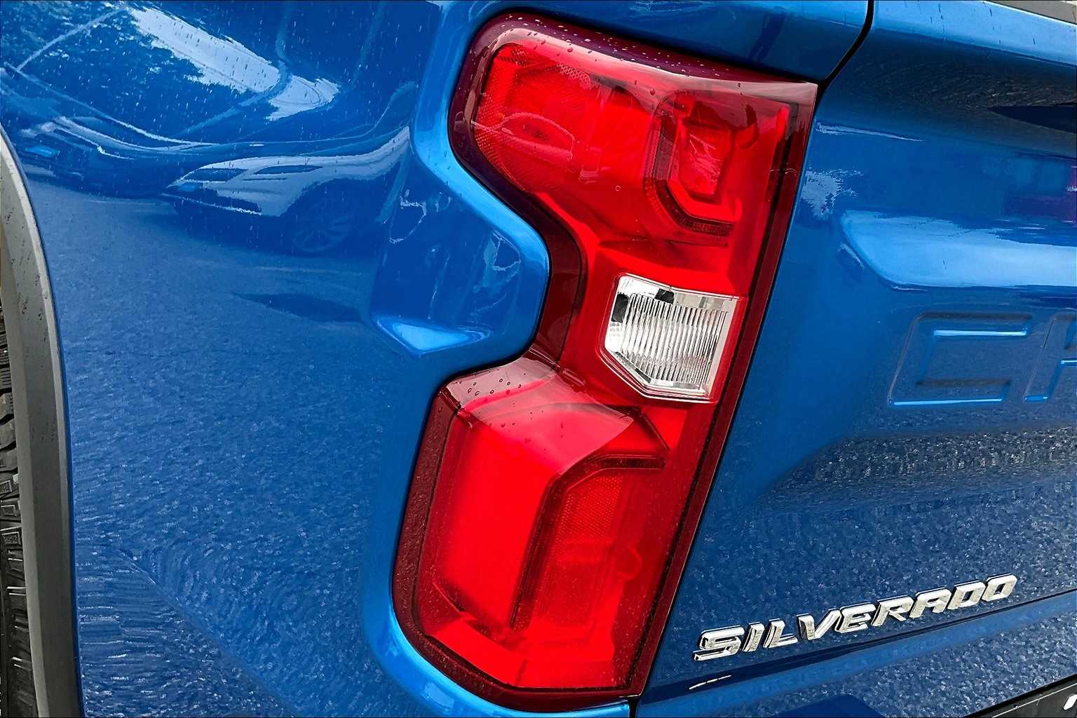 2022 Chevrolet Silverado 1500 ZR2 - Photo 34