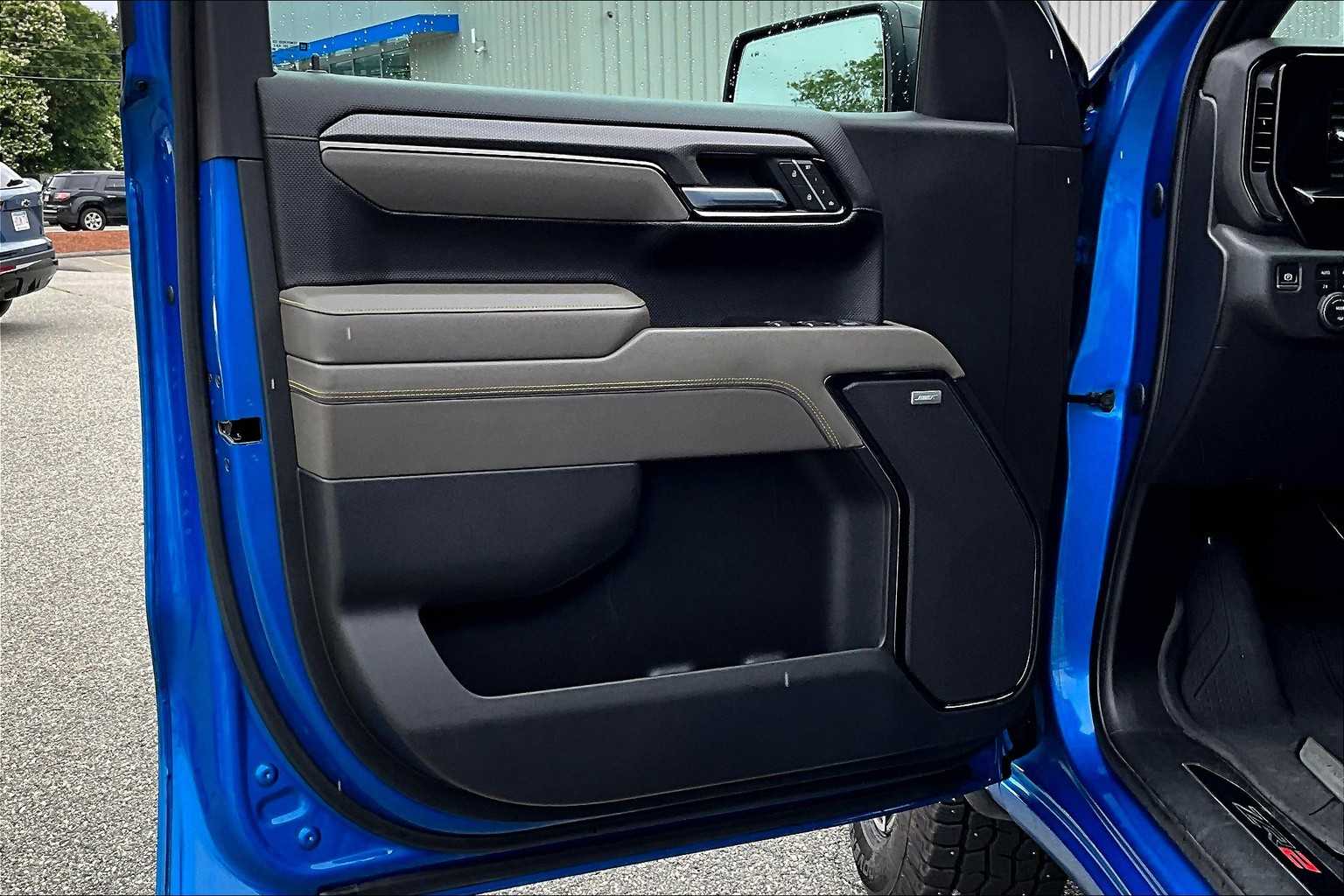 2022 Chevrolet Silverado 1500 ZR2 - Photo 9