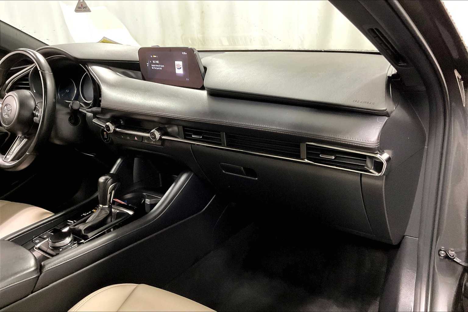2022 Mazda Mazda3 Hatchback Preferred - Photo 13