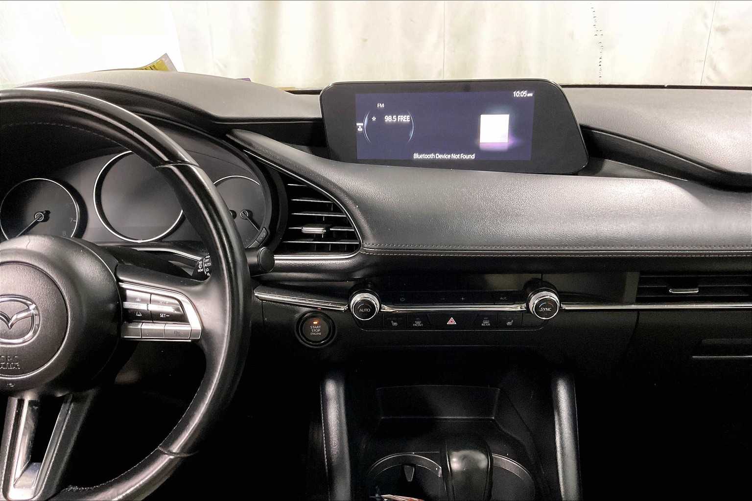 2022 Mazda Mazda3 Hatchback Preferred - Photo 18