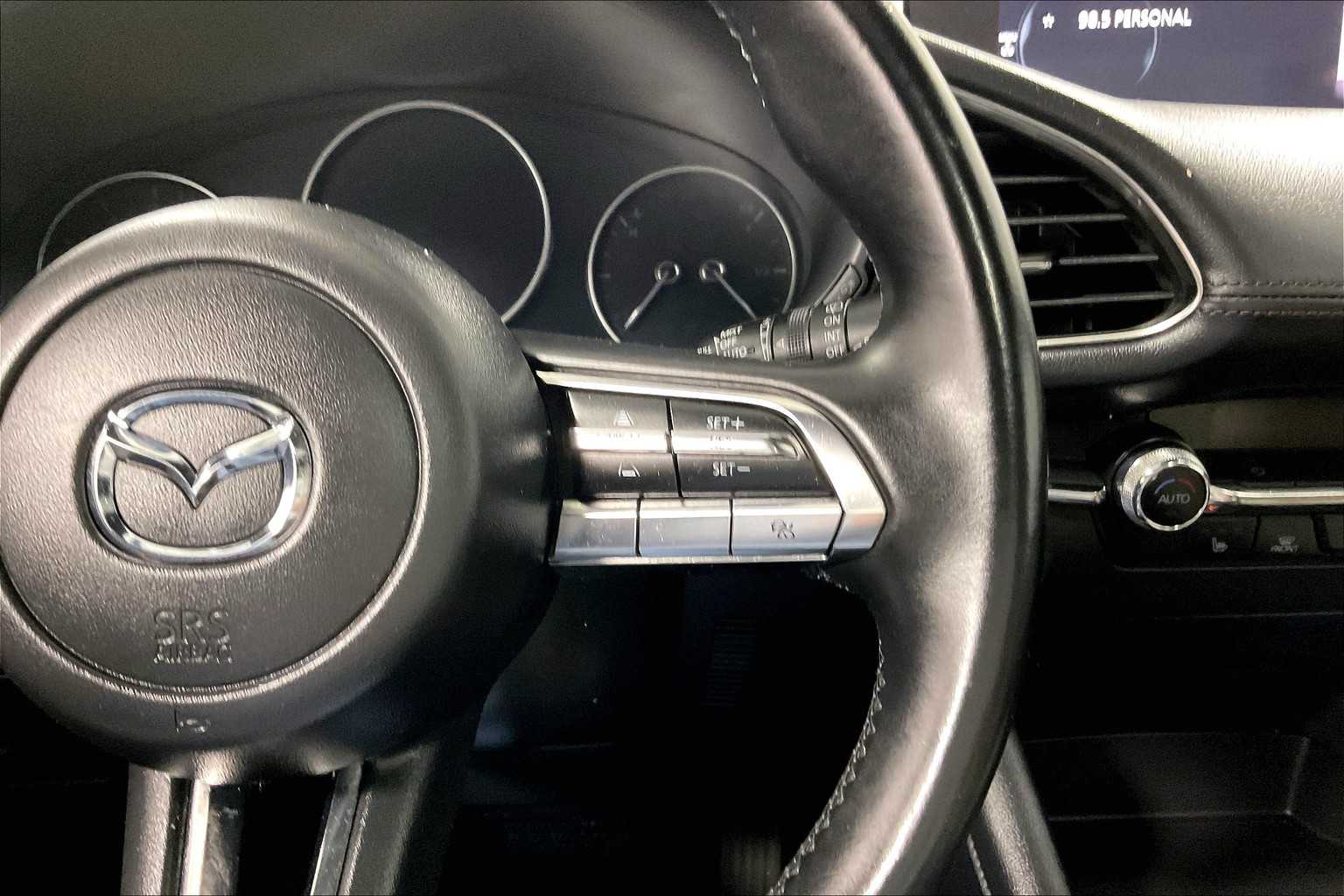 2022 Mazda Mazda3 Hatchback Preferred - Photo 24