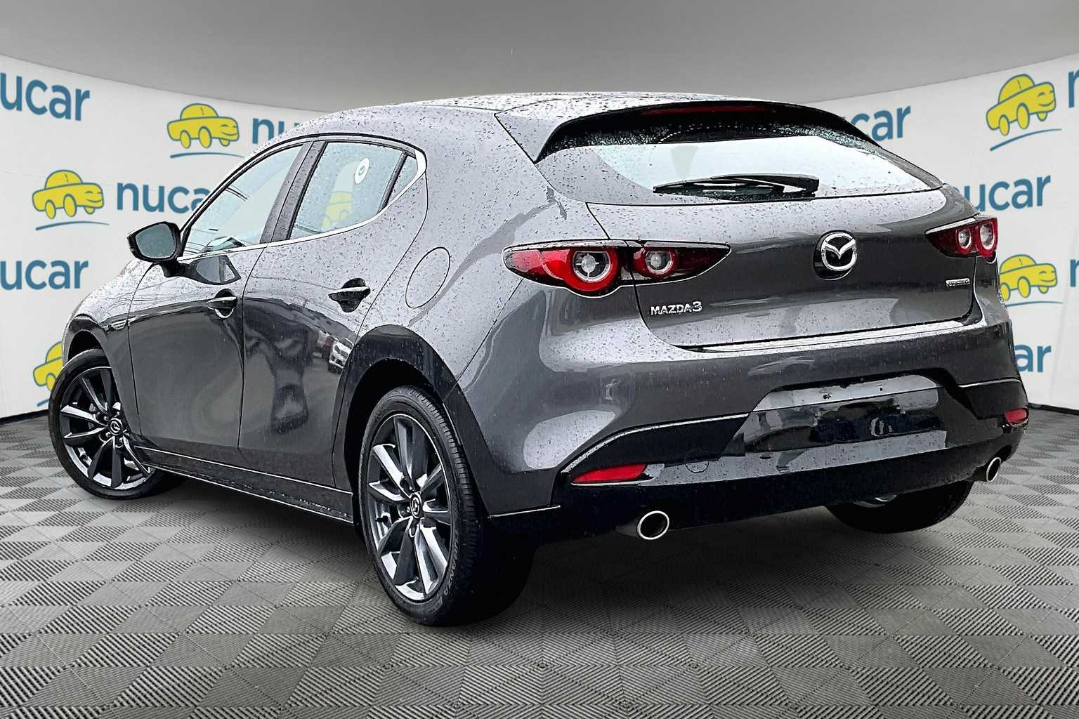 2022 Mazda Mazda3 Hatchback Preferred - Photo 4