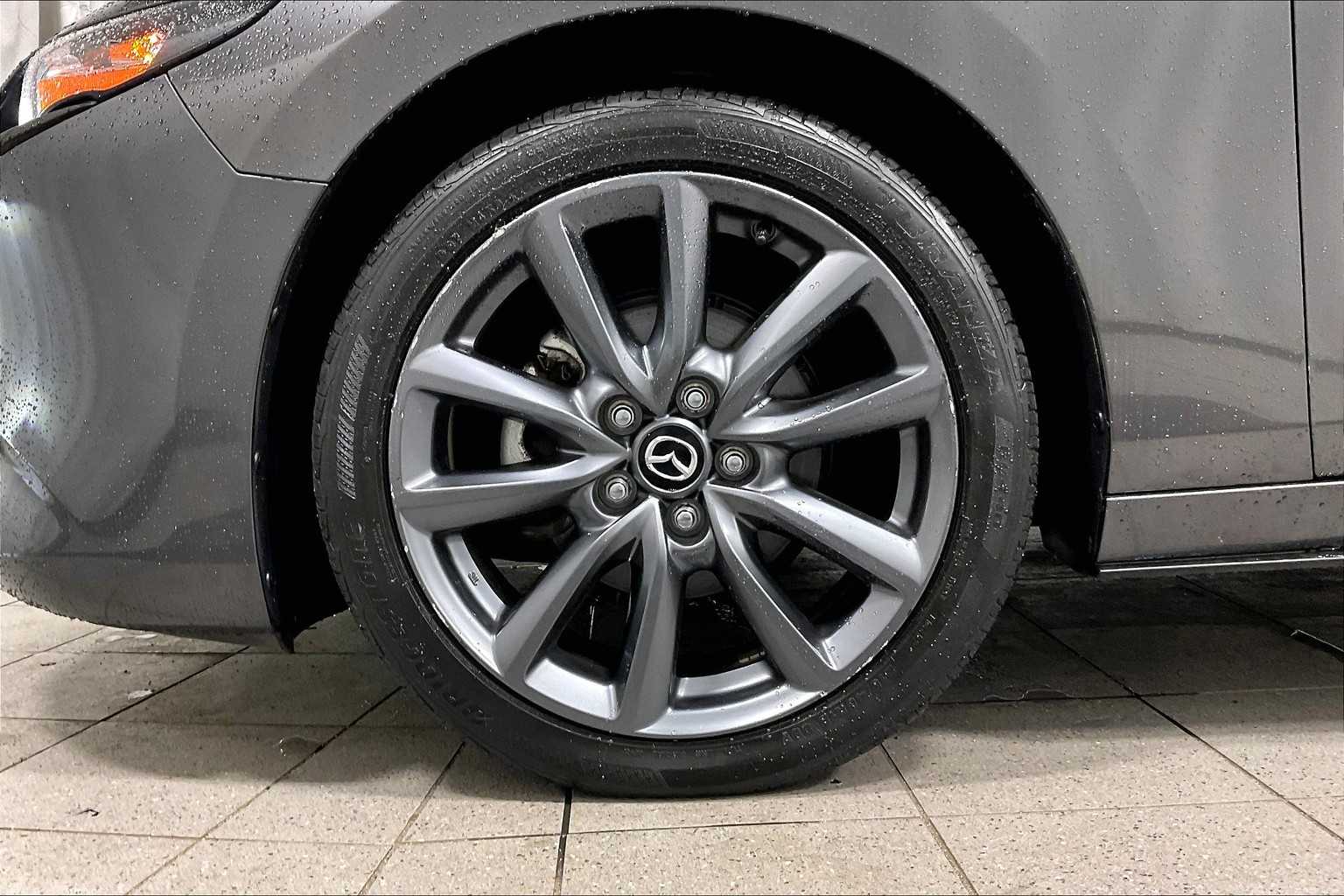 2022 Mazda Mazda3 Hatchback Preferred - Photo 7