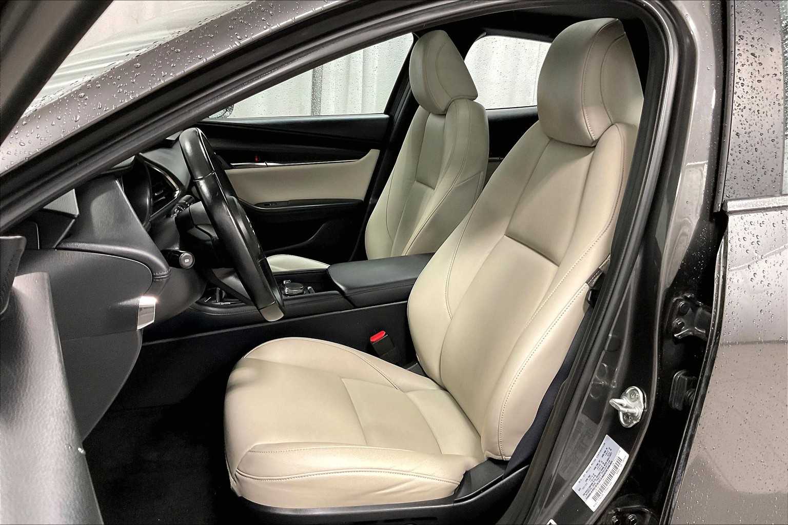 2022 Mazda Mazda3 Hatchback Preferred - Photo 10